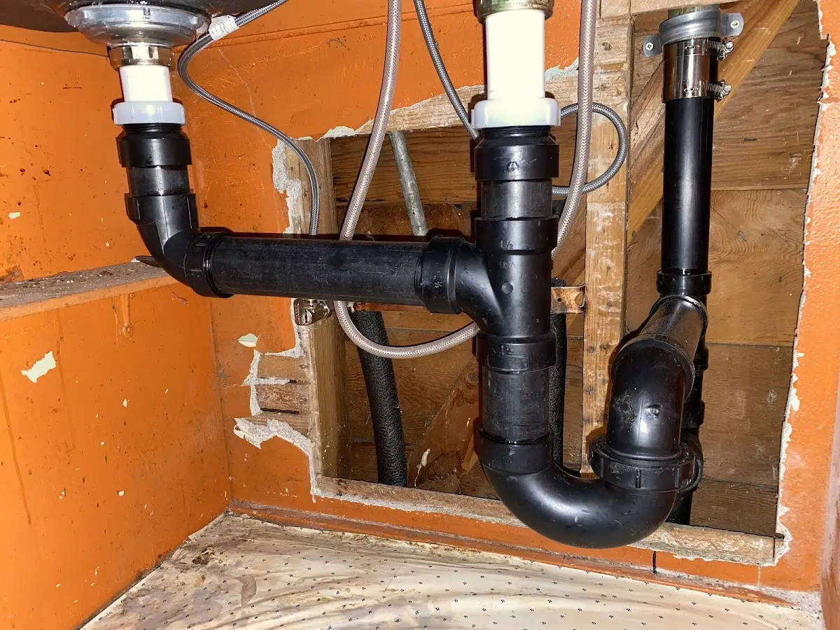 Professional Pipe Bursting equipment and tools on the job in Carl Junction